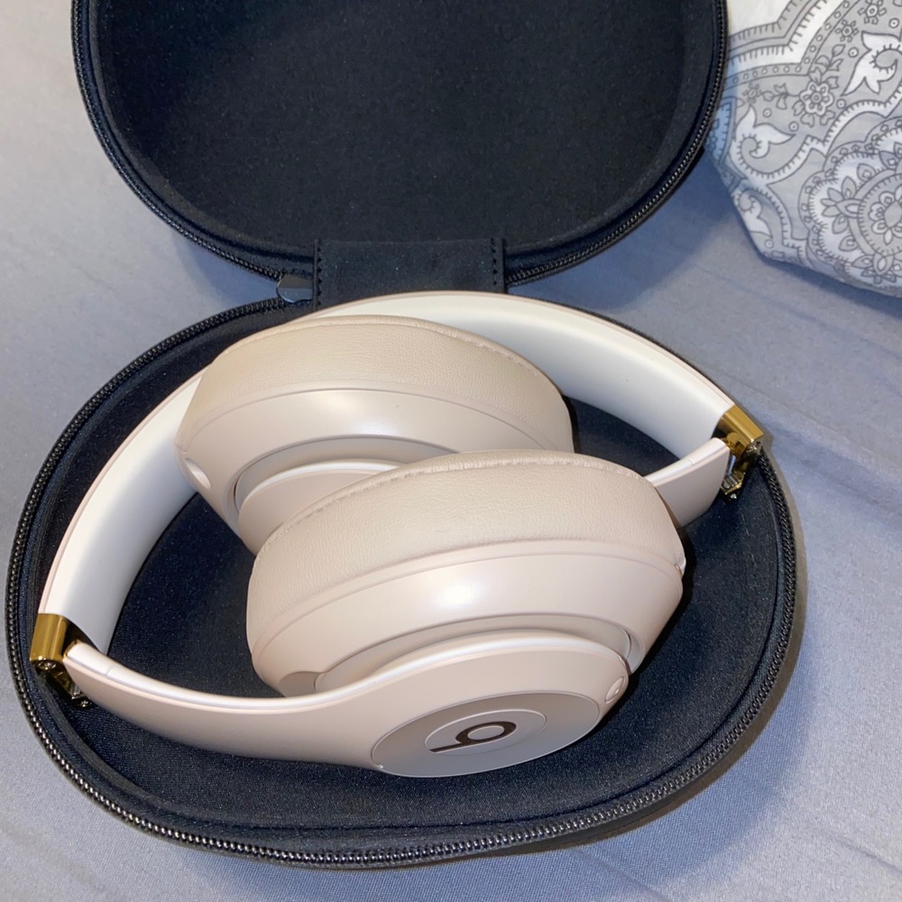 Beats head phones